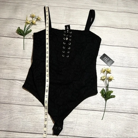 EXPRESS Black Lace-Up Bodysuit - Picture 13 of 15